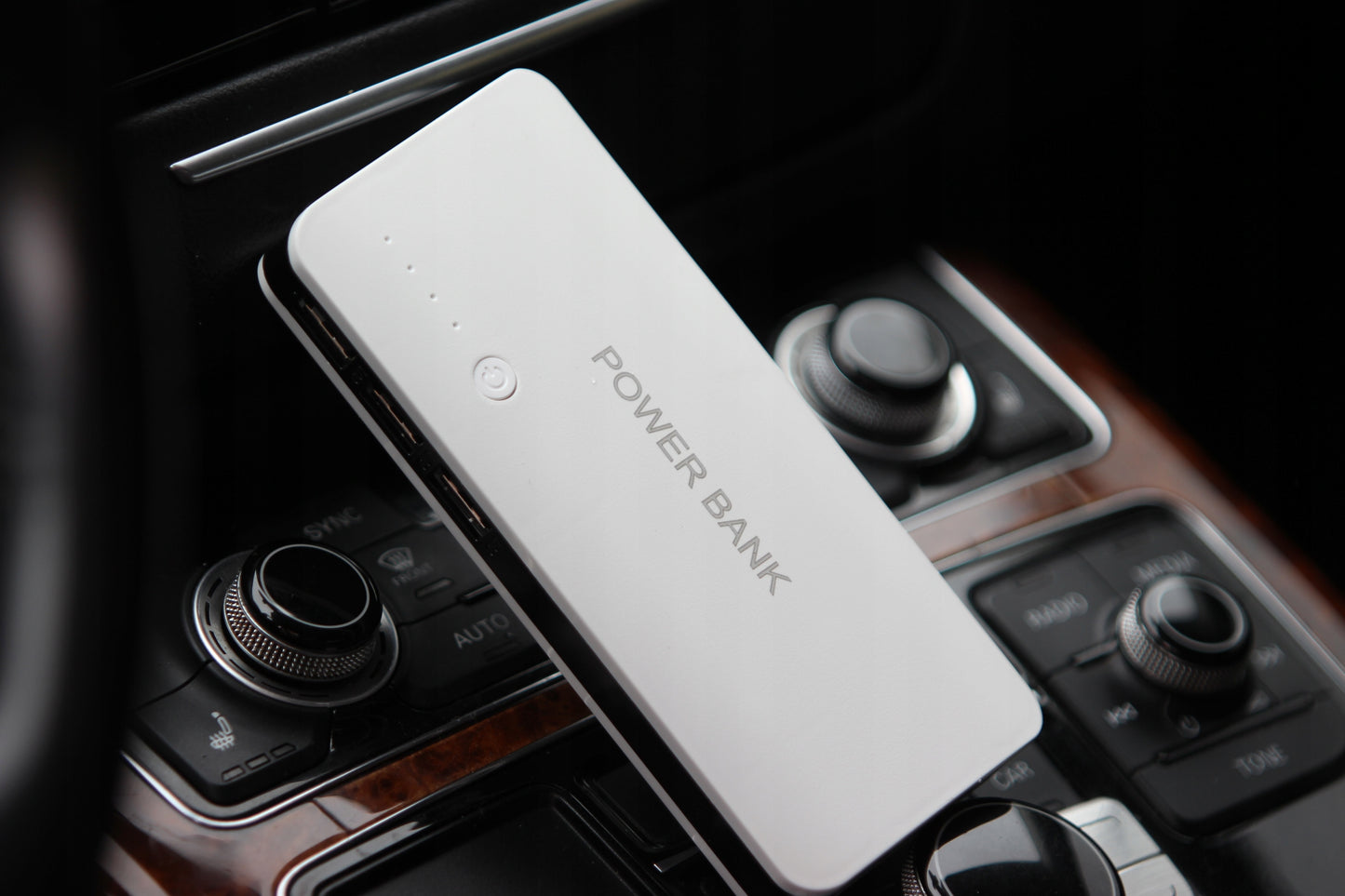 Power bank 50000mAh PowerBank Ekranas 3xUSB Žibintuvėlis AVARINIS SPALVOS