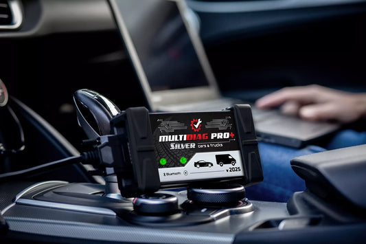 Diagnostikos kompiuterio interfeisas OBD2 – universalus, skirtas visiems automobiliams