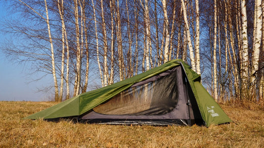 Kempingo palapinė 2 asmenims. SVORIS TIK 2,2 kg