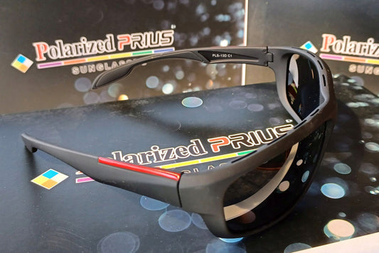 Poliarizuoti sportiniai akiniai nuo saulės – su dėklu aktyviam laisvalaikiui