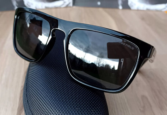 Akinuliaziniai poliarizuoti saulės akiniai, UV400