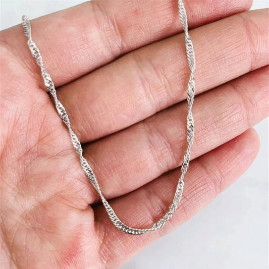 Sidabrinė suktos pynimo „Singapūro“ grandinėlė iš Italijos, 925 praba