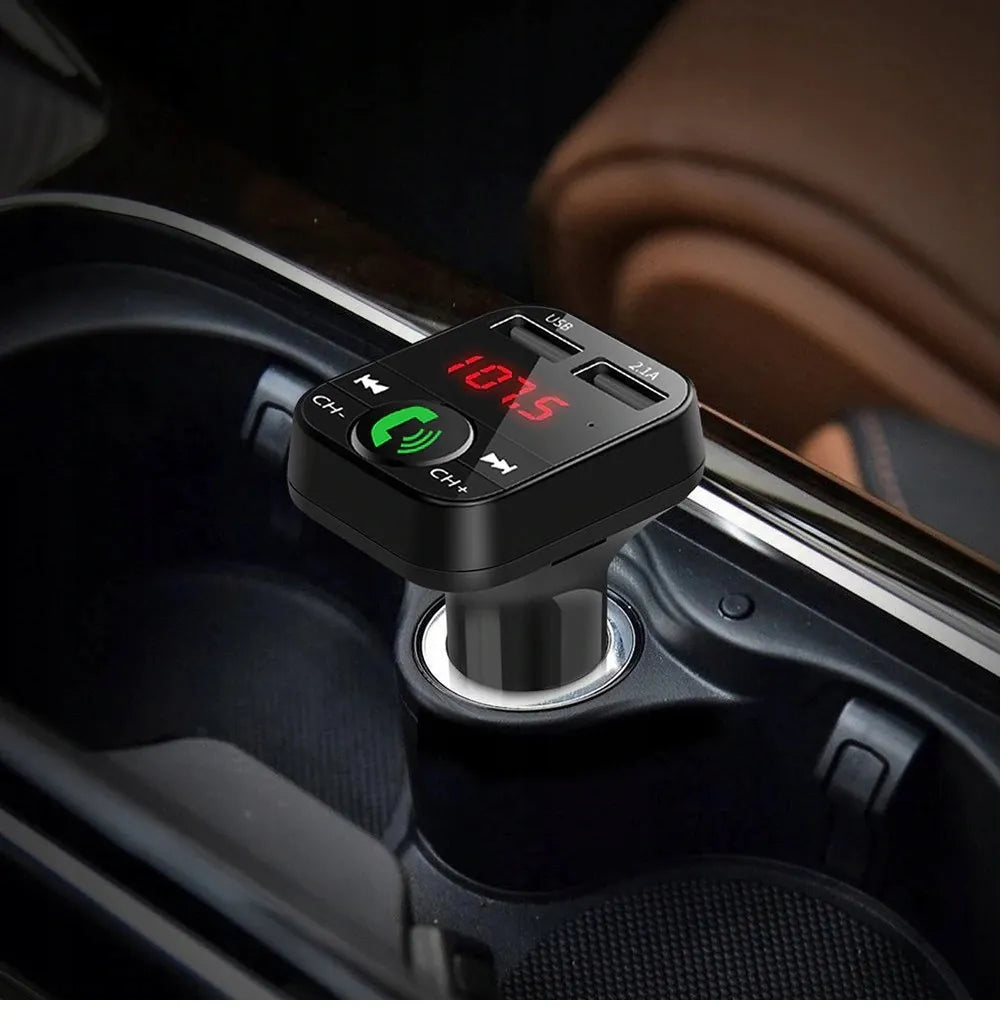 Bluetooth FM siųstuvas, įkroviklis 2xUSB, MP3, SD, LCD