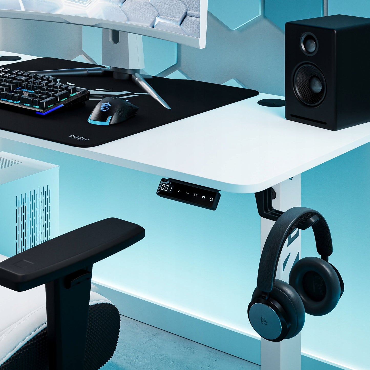 Stalas su aukščio reguliavimu 140cm darbui ir žaidimams DIABLO X-TENSIO Baltas