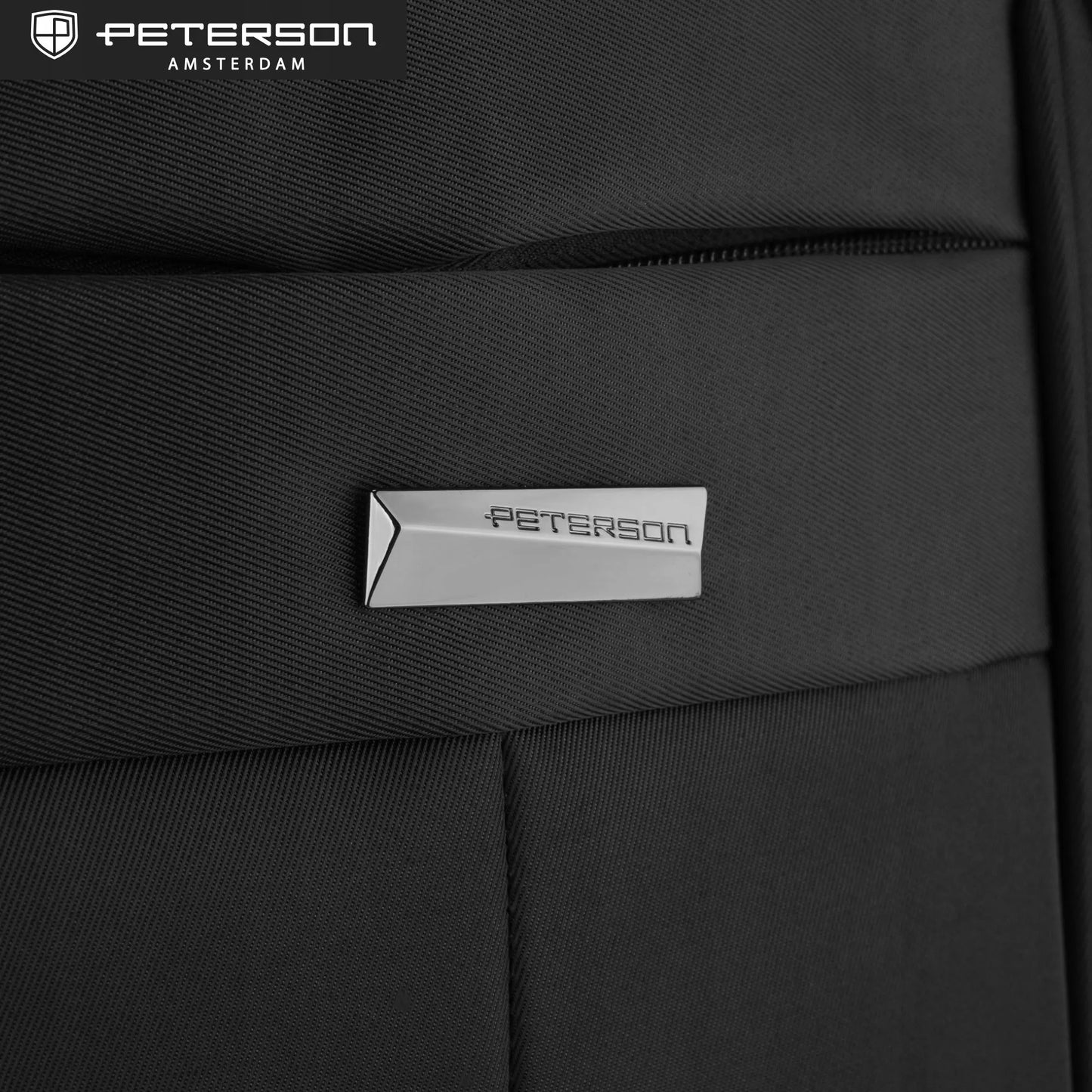 Peterson miesto kuprinė juoda