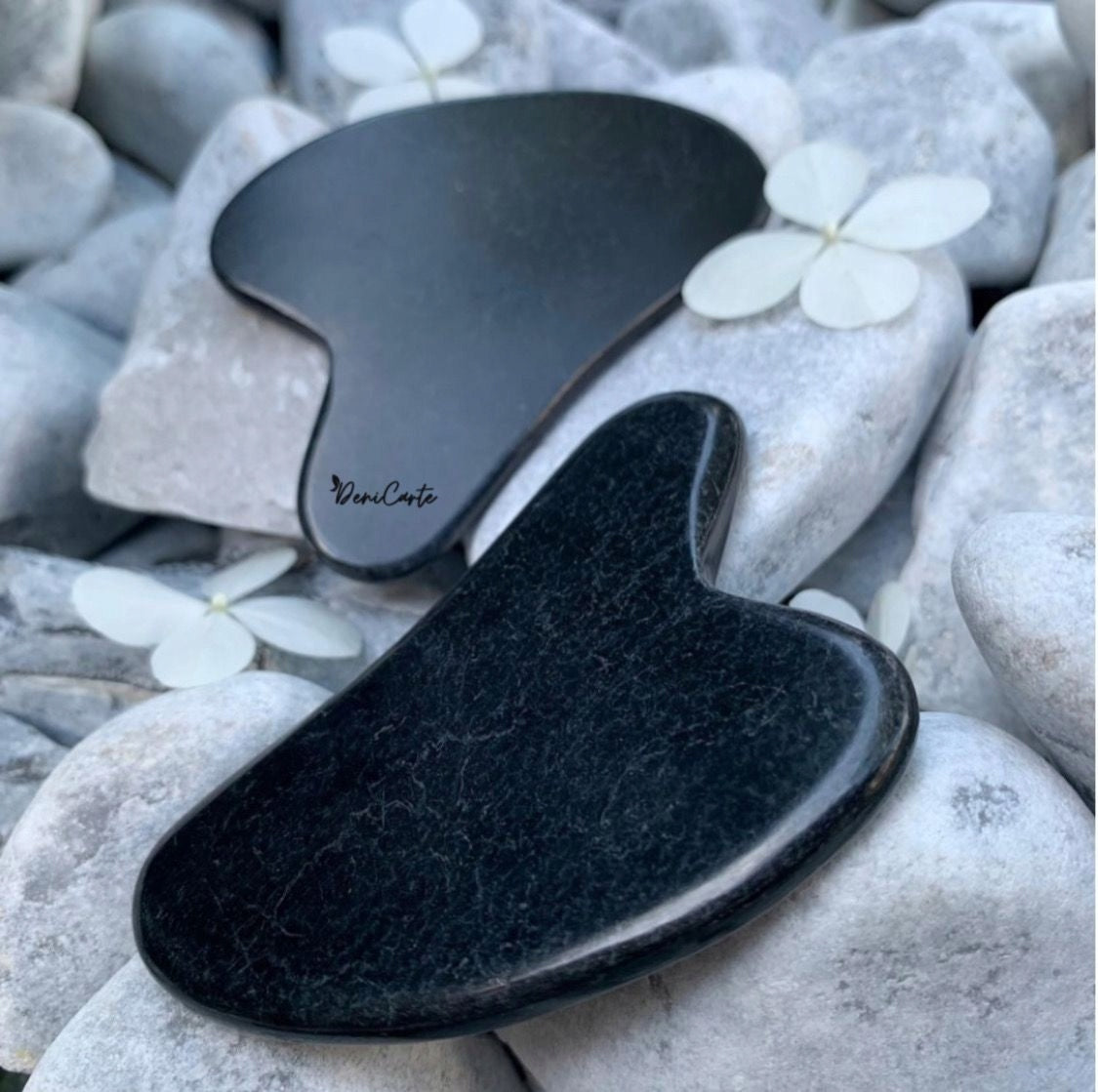 Veido masažuoklis Gua Sha akmuo, juodas nefrito volelis, dovanų rinkinys