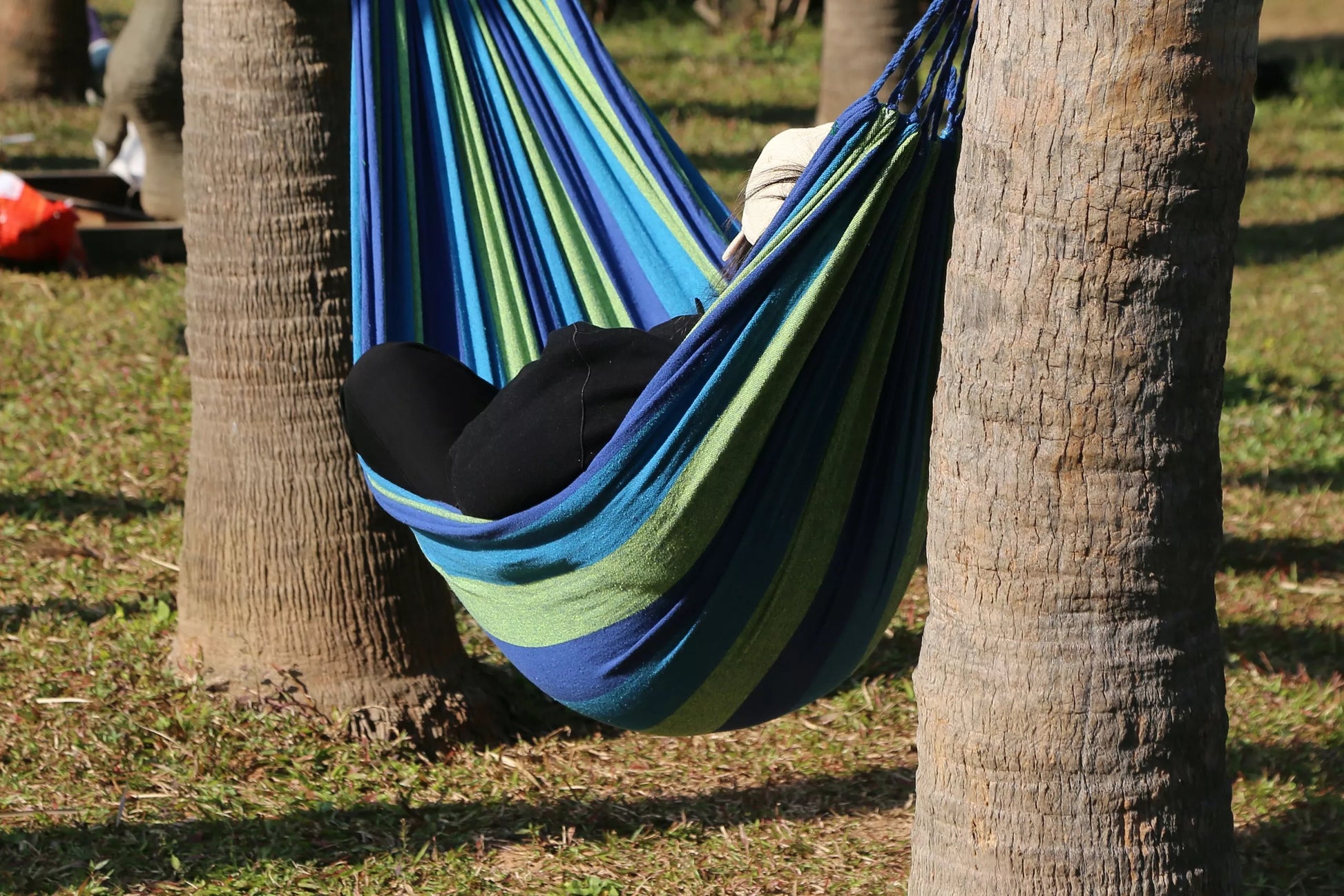 2 VIETŲ SODO HAMAKAS BRAZILIŠKAS XXL STIPRUS, SU LANKU, DIDELIS + KREPŠYS