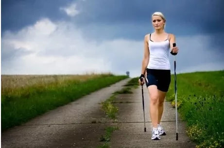 2 vnt. NORDIC WALKING lazdelės 125 LAZDĖS 115 105 vaikščiojimui LENGVAS REGULIUOJAMAS