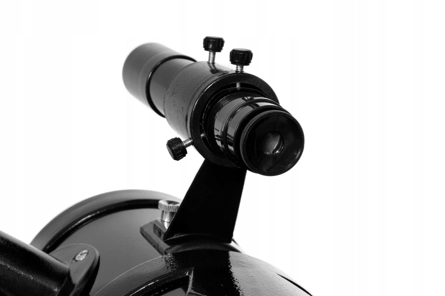 Teleskopas OPTICON Universe 114F1000 – Mėnulio, planetų ir žvaigždžių stebėjimui
