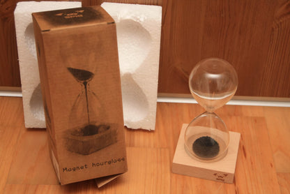 Magnetinis smėlio laikrodis – unikali ir stilinga dovana