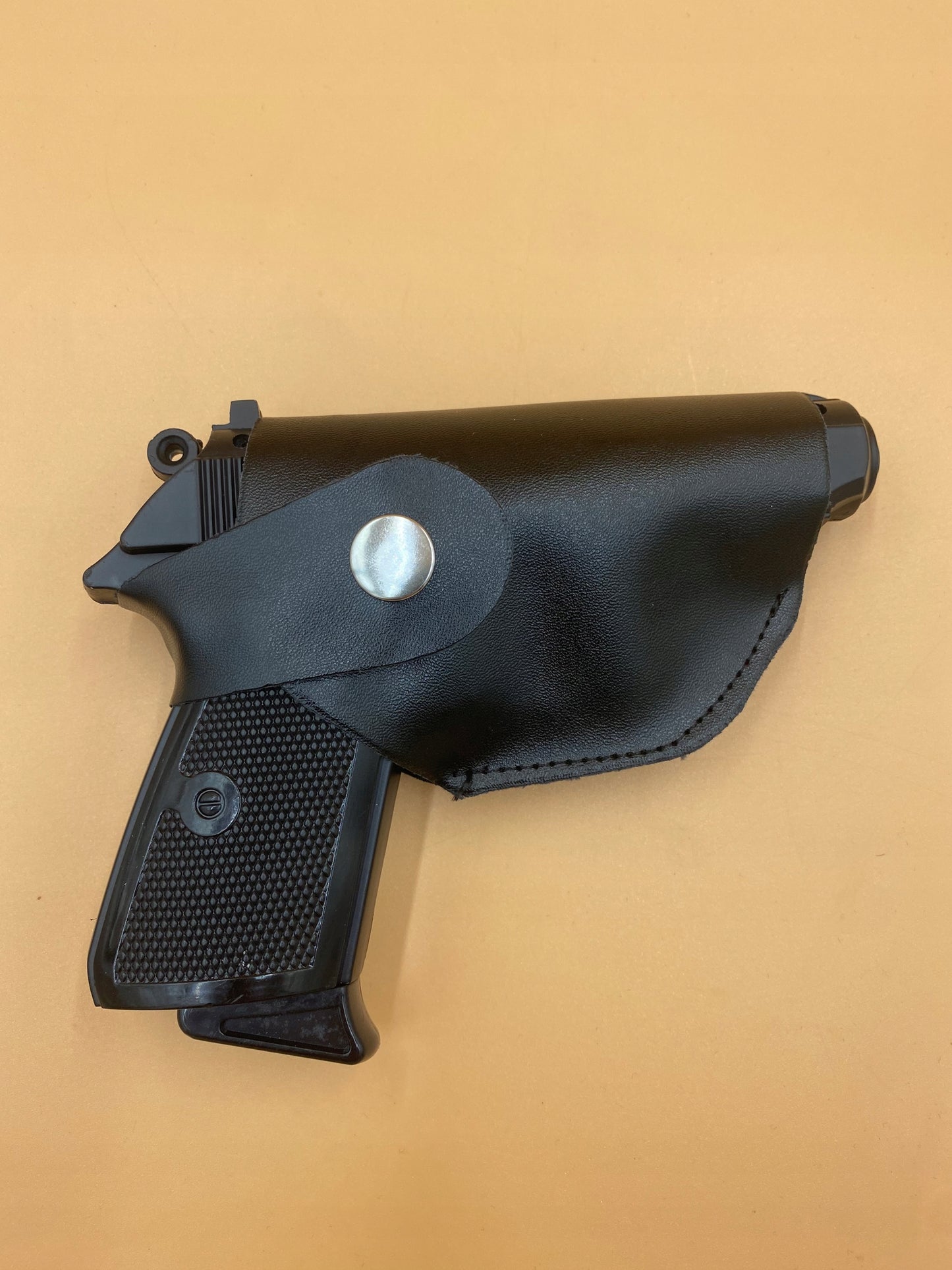 Dujinis degiklis Pistoletas Walther PPK+dėklas