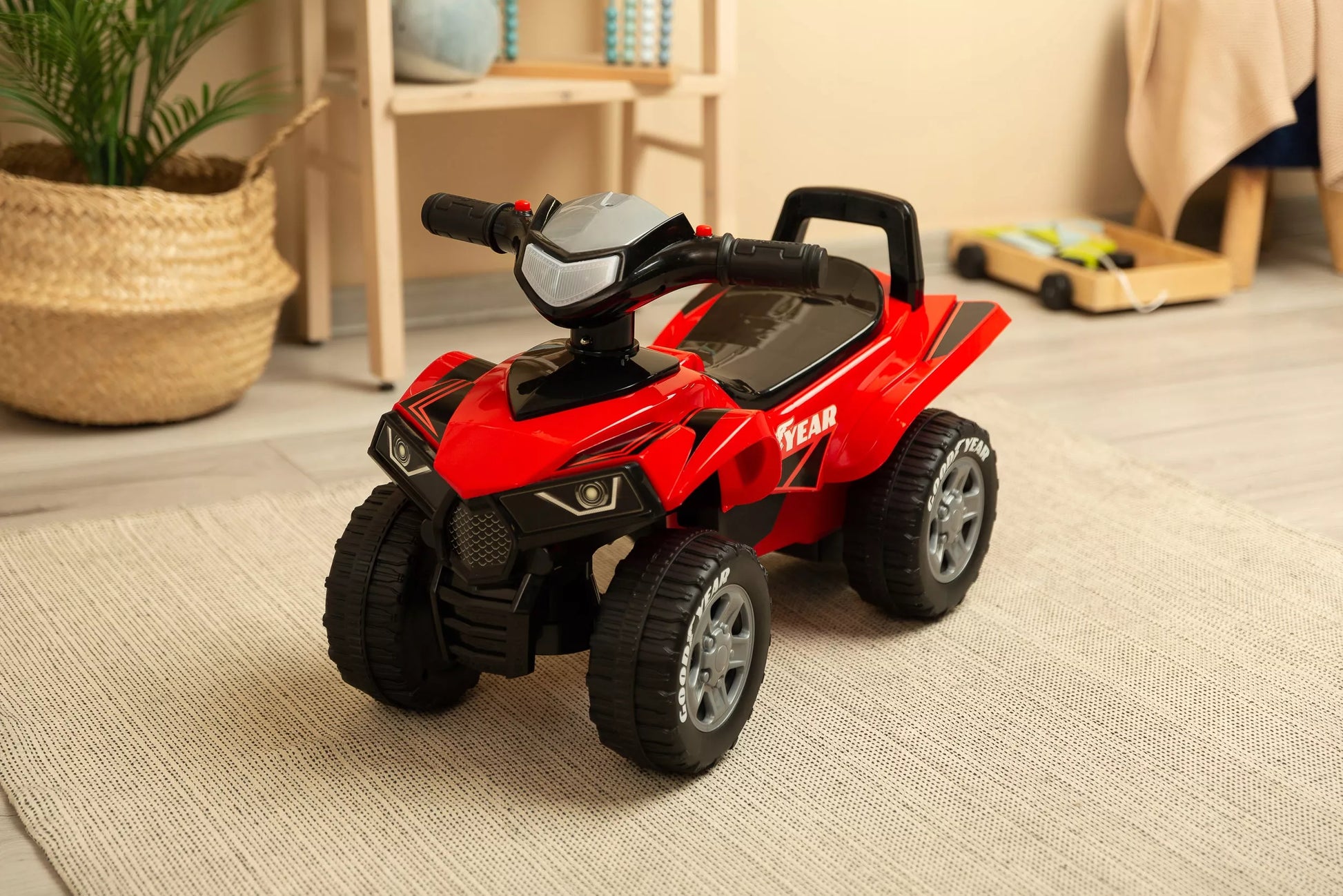 Traktorius Quad  vaikščiotuvas su šviesos ir garso efektais, dovana metukų vaikui