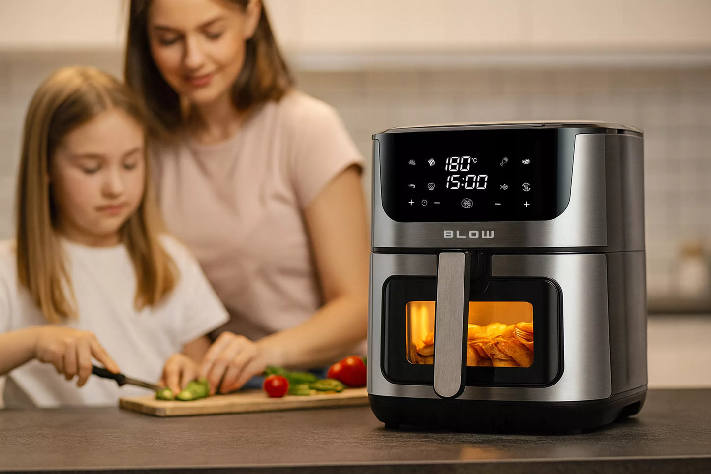 Didelis oro gruzdintuvė (8 l) – be aliejaus, 2 kaitinimo elementai, 2500 W