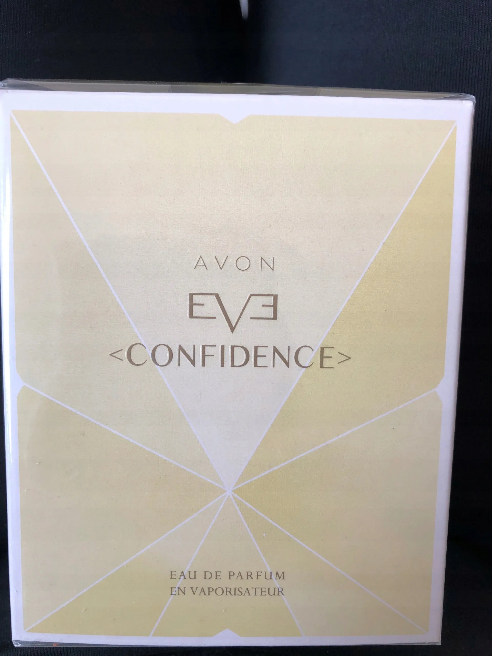Avon Eve Confidence 50 ml kvepiantis vanduo moterims EDP