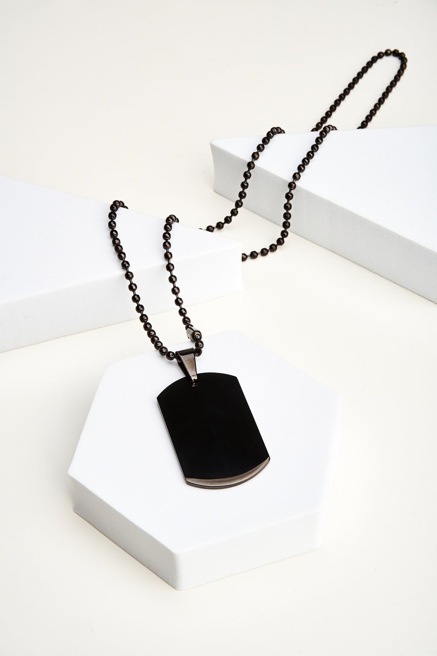 Vyriška žetonų grandinėlė iš nerūdijančio plieno