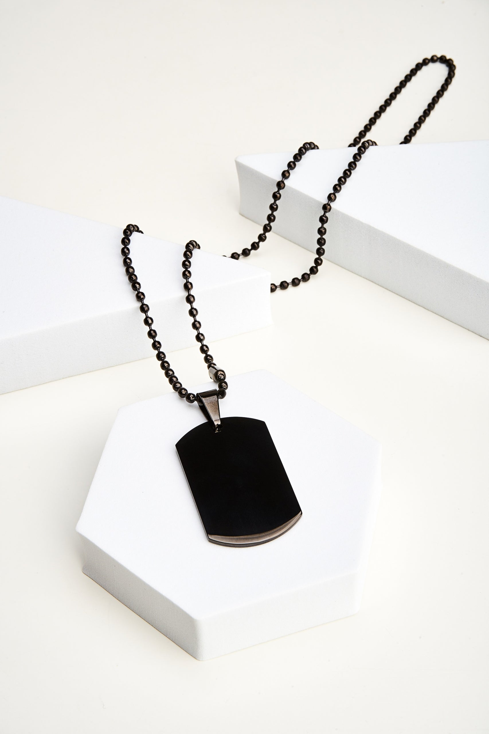 Vyriška žetonų grandinėlė iš nerūdijančio plieno