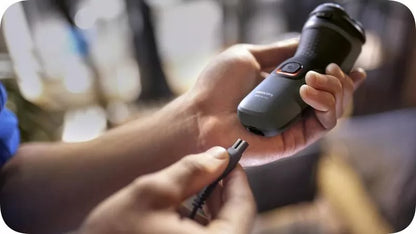 Philips belaidė skustuoklė vyrams – veido ir barzdos priežiūrai