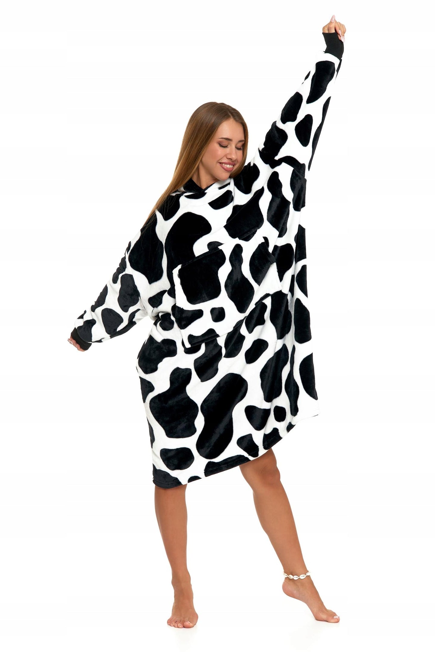 Džemperis su gobtuvu, pledas-džemperis, didelis, storas, šiltas žiemai, su karvės dėmėmis, Moraj