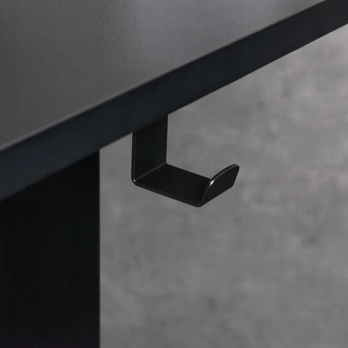 Elektrinis reguliuojamas stalas Control+ 120/60 aukščio reguliavimas 73-122 cm