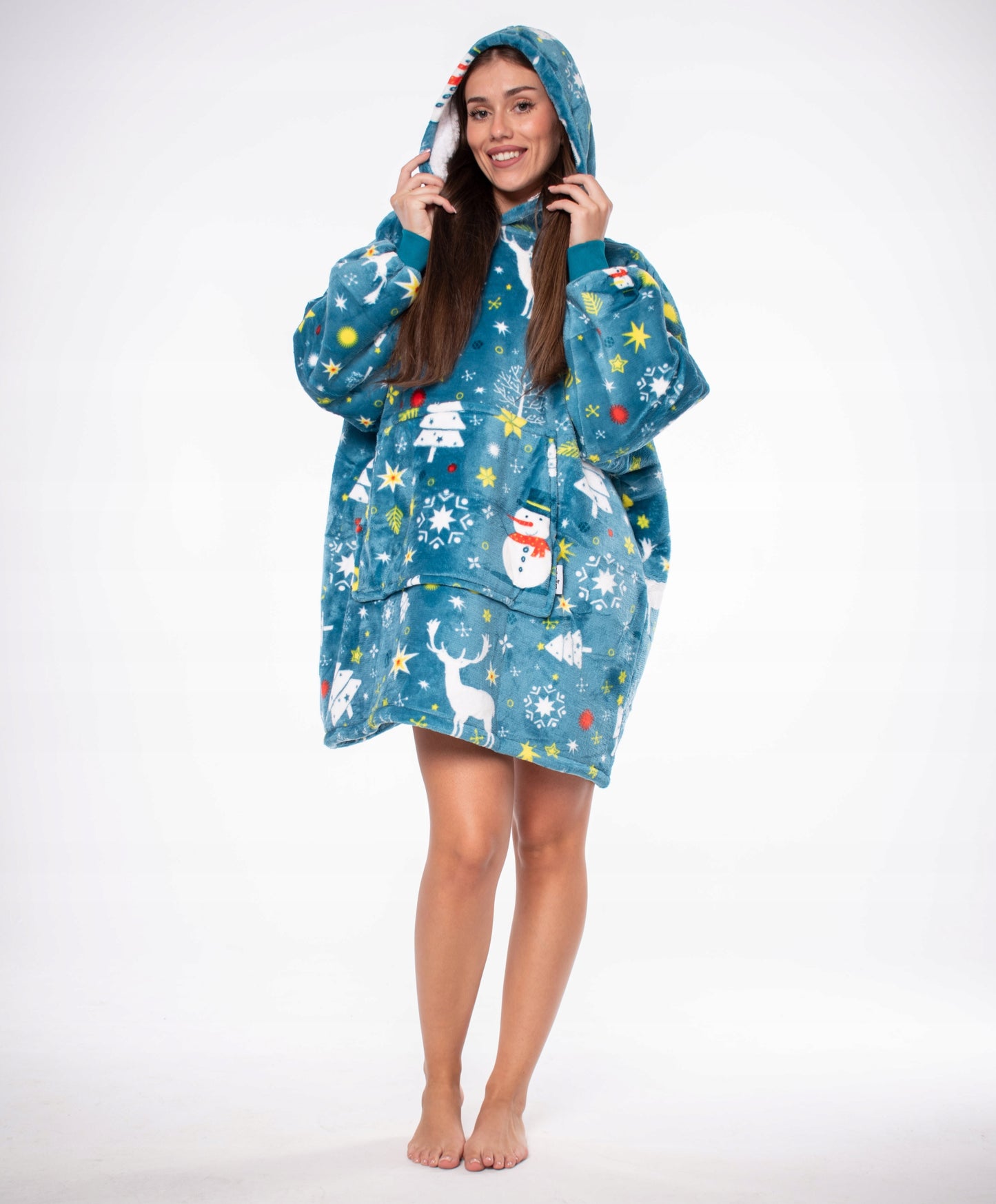 Megztinis-Antklodė "Kocobluza" 2-in-1, Oversize, su Gobtuvu, Storas Sherpa, Mėlynas, su Snieguolėmis