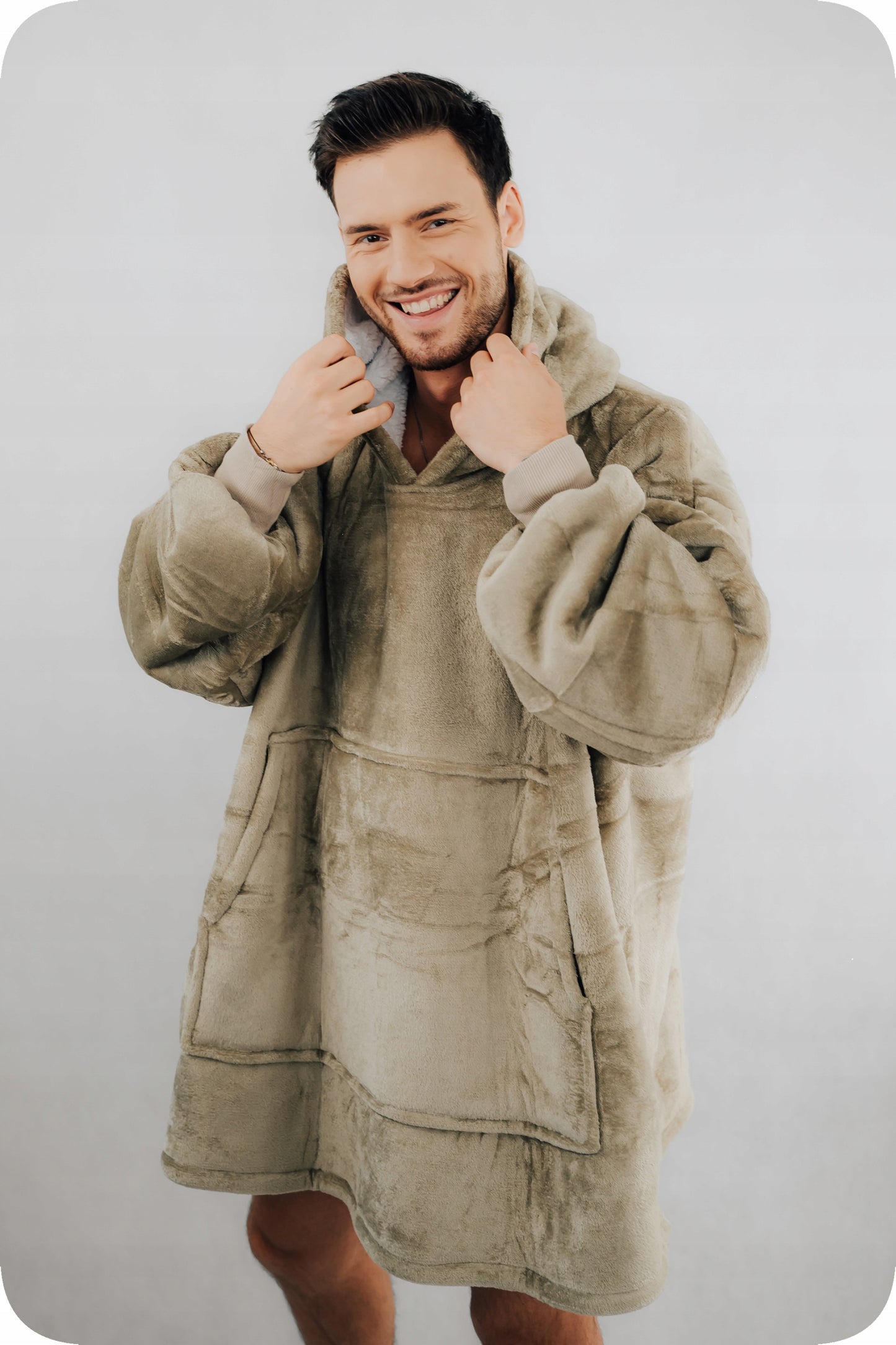 „Comfy Moment“ "Sherpa“ džemperis/pledas, "beige" – storas, purus, "oversize" stiliaus