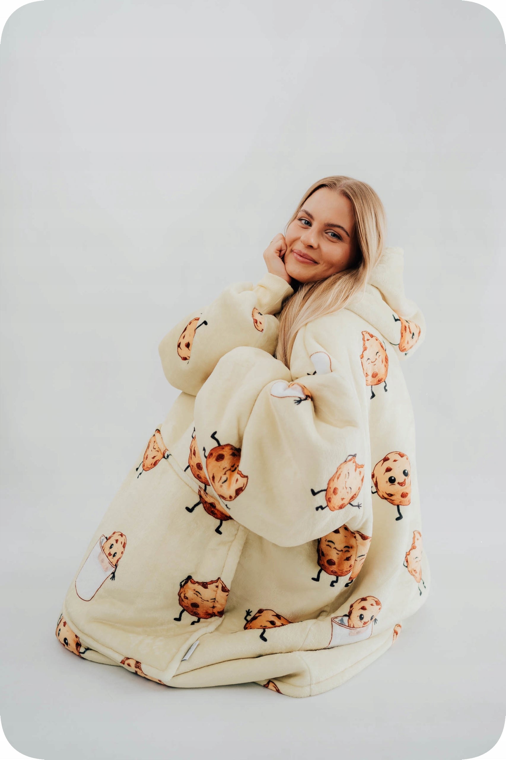 Comfy Moment Meškiukas su gobtuvu "Saumedis" #Cookie – storo pūkinio Sherpa audinio oversize modelis