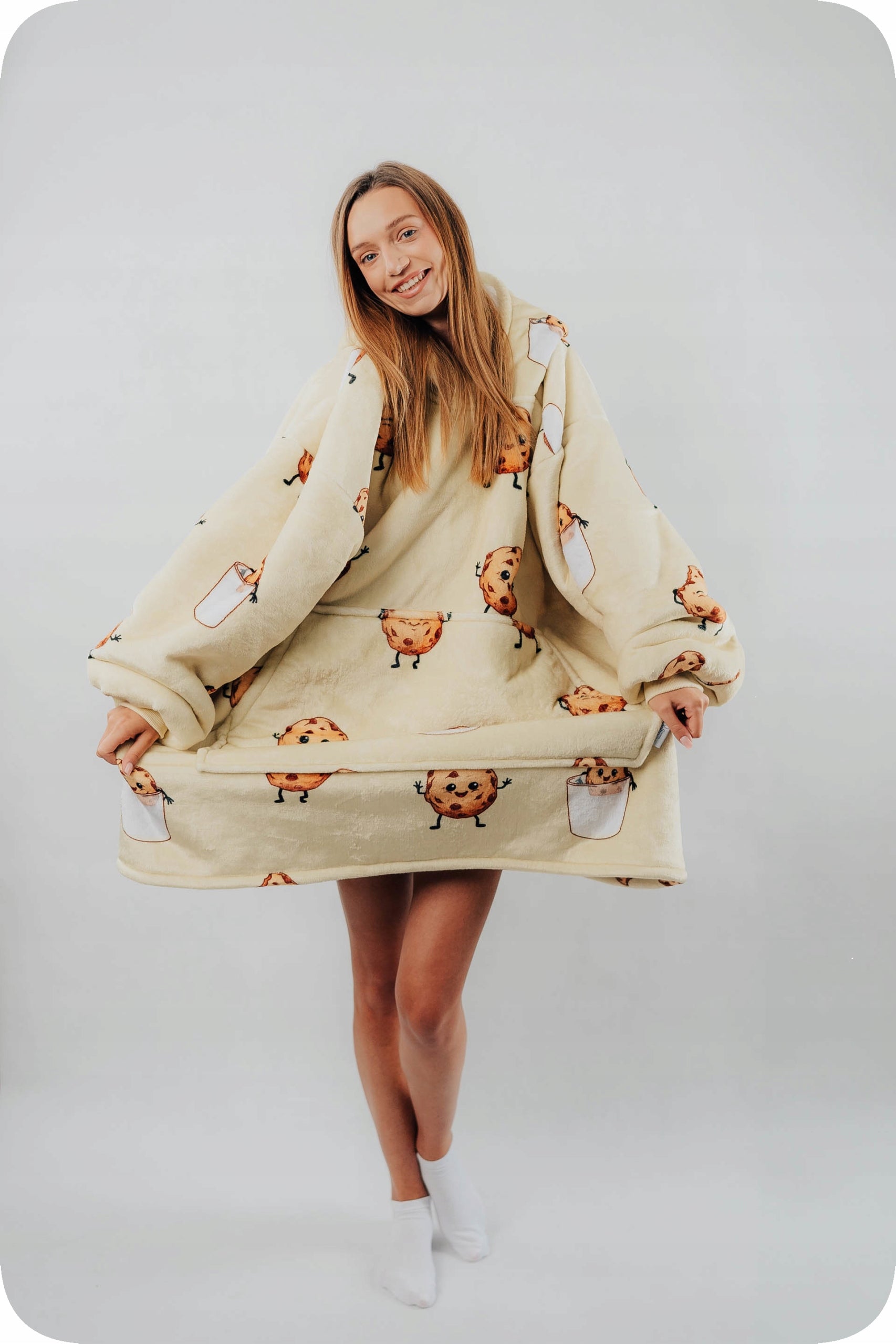 Comfy Moment Meškiukas su gobtuvu "Saumedis" #Cookie – storo pūkinio Sherpa audinio oversize modelis