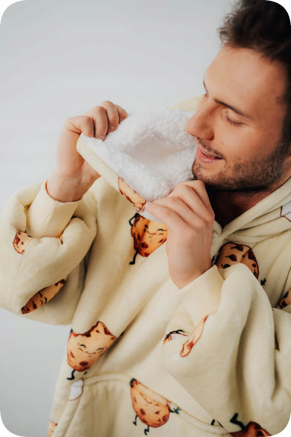 Comfy Moment Meškiukas su gobtuvu "Saumedis" #Cookie – storo pūkinio Sherpa audinio oversize modelis