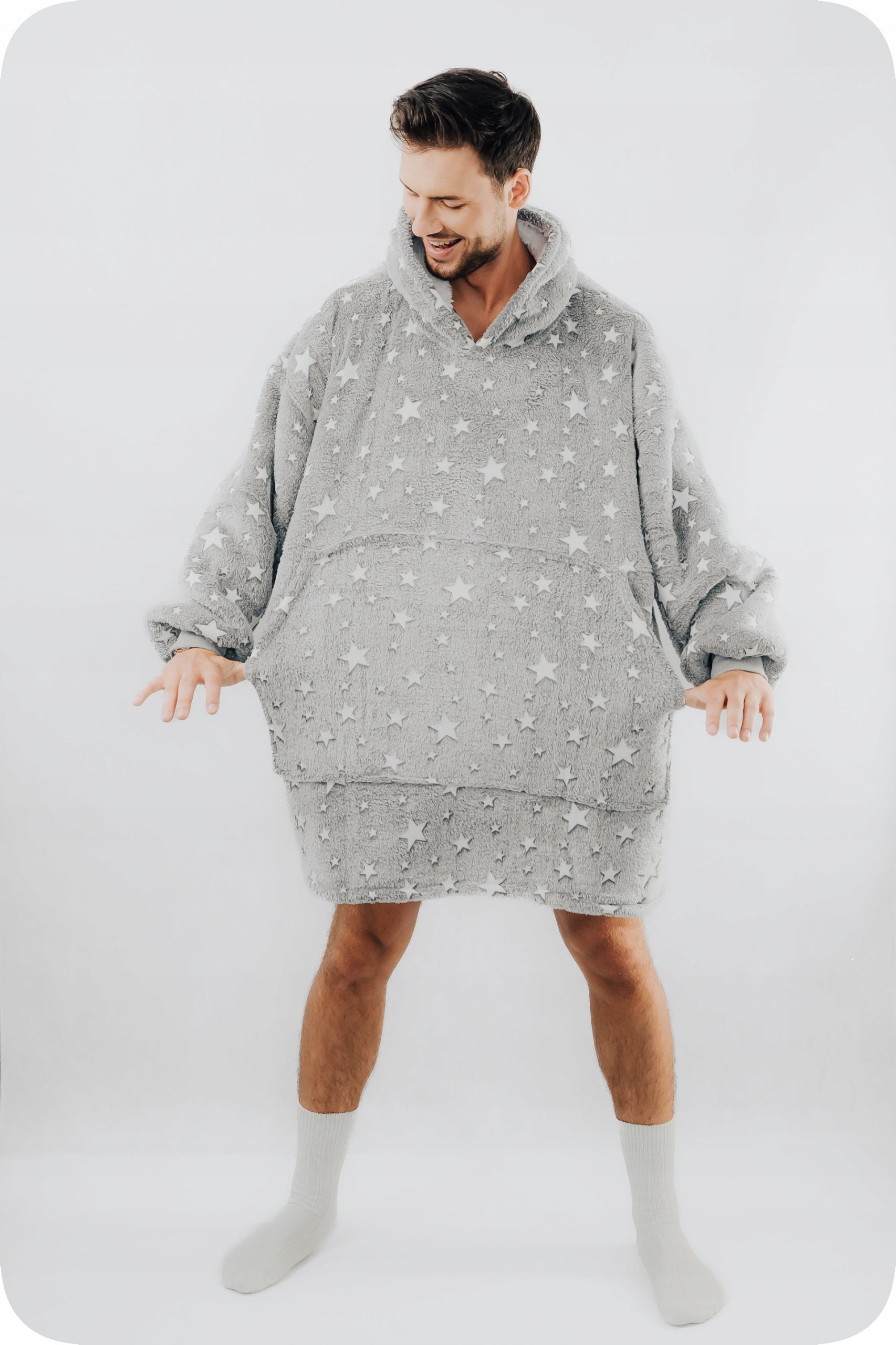 Comfy Moment Džemperis-pledas su mažomis žvaigždutėmis #Stars – storas, purus sherpa oversize stiliaus