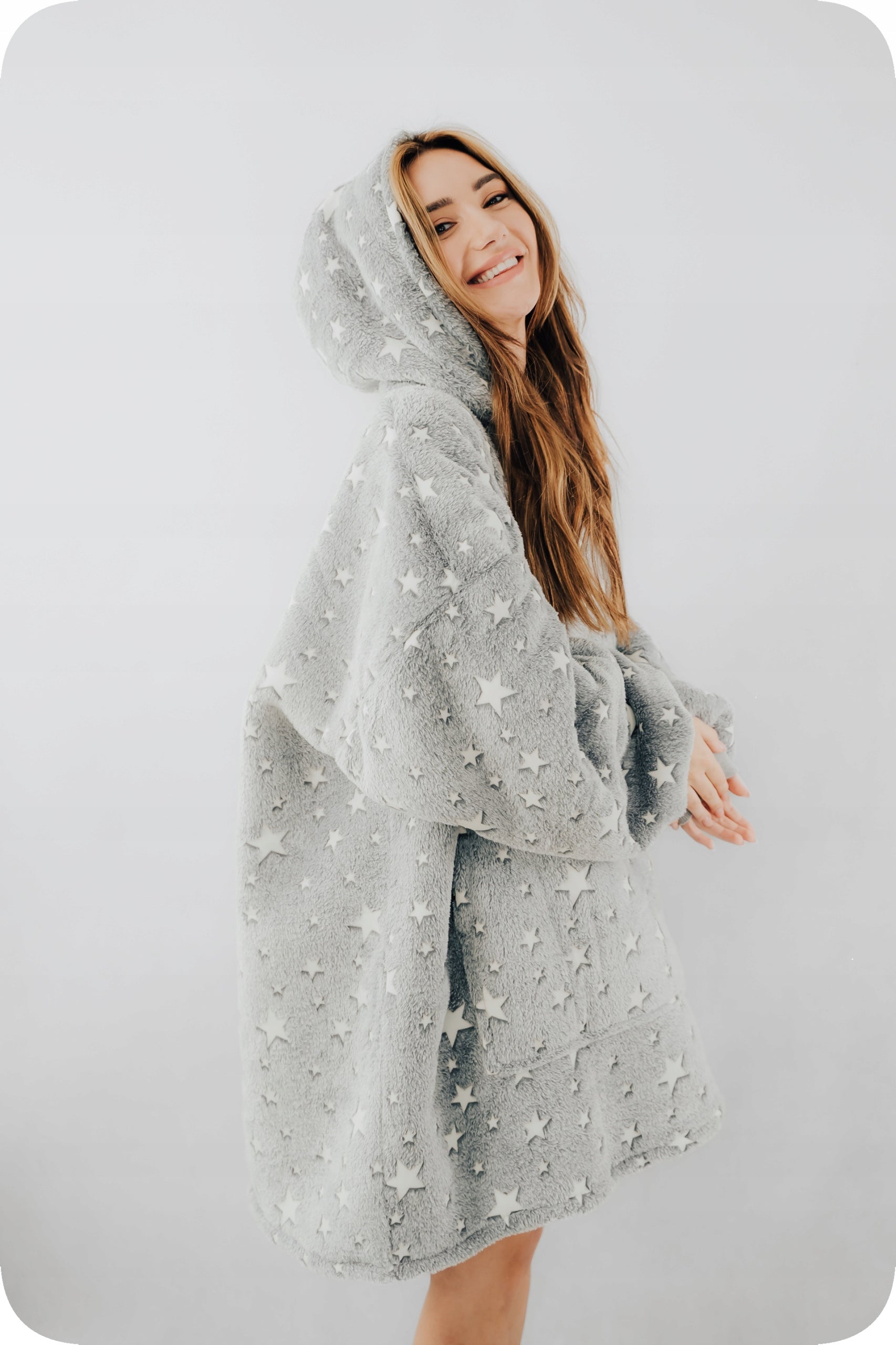 Comfy Moment Džemperis-pledas su mažomis žvaigždutėmis #Stars – storas, purus sherpa oversize stiliaus