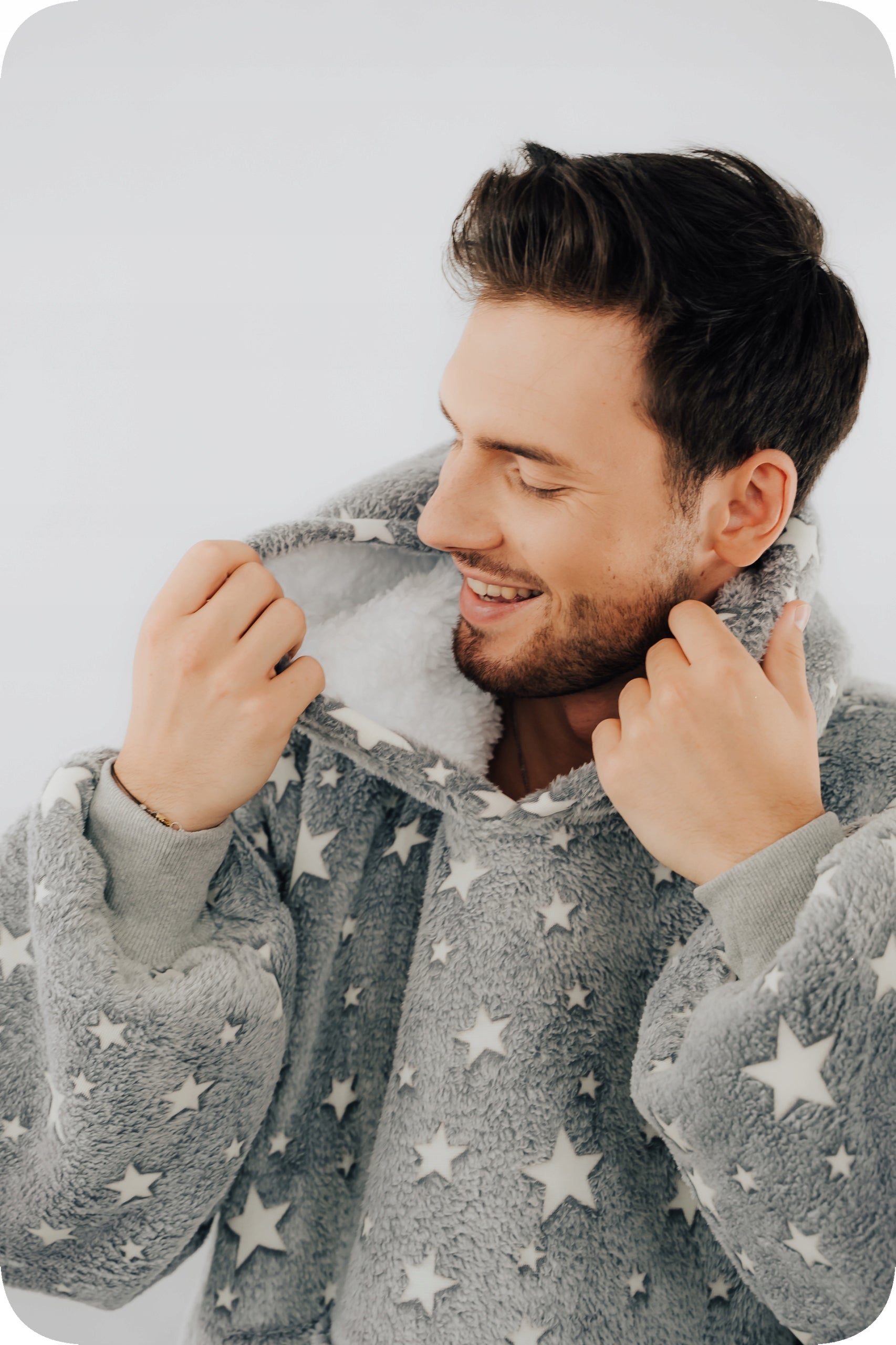 Comfy Moment Džemperis-pledas su mažomis žvaigždutėmis #Stars – storas, purus sherpa oversize stiliaus