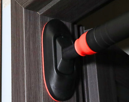 Sustiprintas prispaudžiamas strypas traukimams ir pratimams, 70-90 cm, tvirtas, juodas