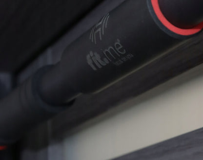 Sustiprintas prispaudžiamas strypas traukimams ir pratimams, 70-90 cm, tvirtas, juodas