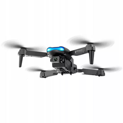 DRONAS E99 2x KVIETIKĖ SU 500M DIAPAZONU, SKRIEDIMO NETURIANČIOS TECHNOLOGIJOS, WIFI + DĖKLAS SU NUOTOLINIU VALDYMU