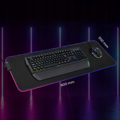 Didelis RGB XXL žaidimų pelės kilimėlis su LED apšvietimu ant stalo