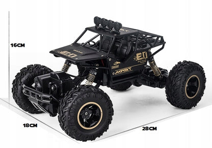 Didelis nuotoliniu būdu valdomas automobilis RC metalinis visureigis 4x4 pavara 1:16 su valdymo pultu