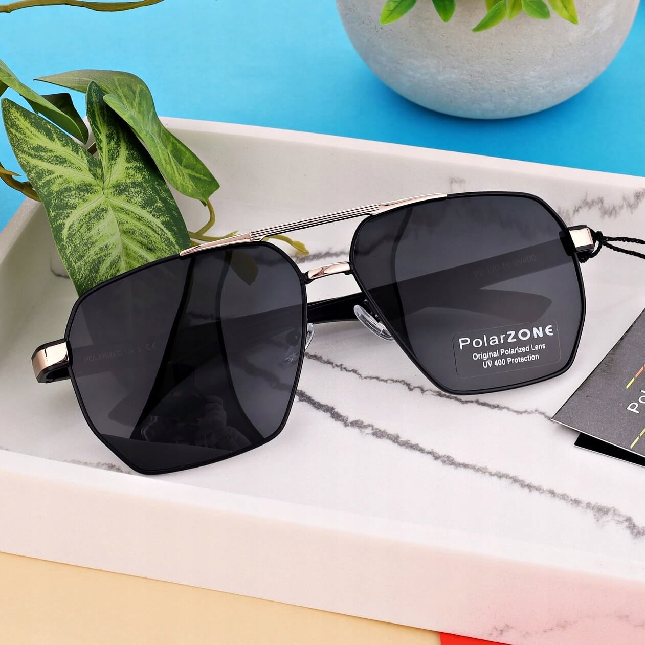 Vyriški poliarizuoti saulės akiniai Aviator stiliaus, juodi + auksiniai