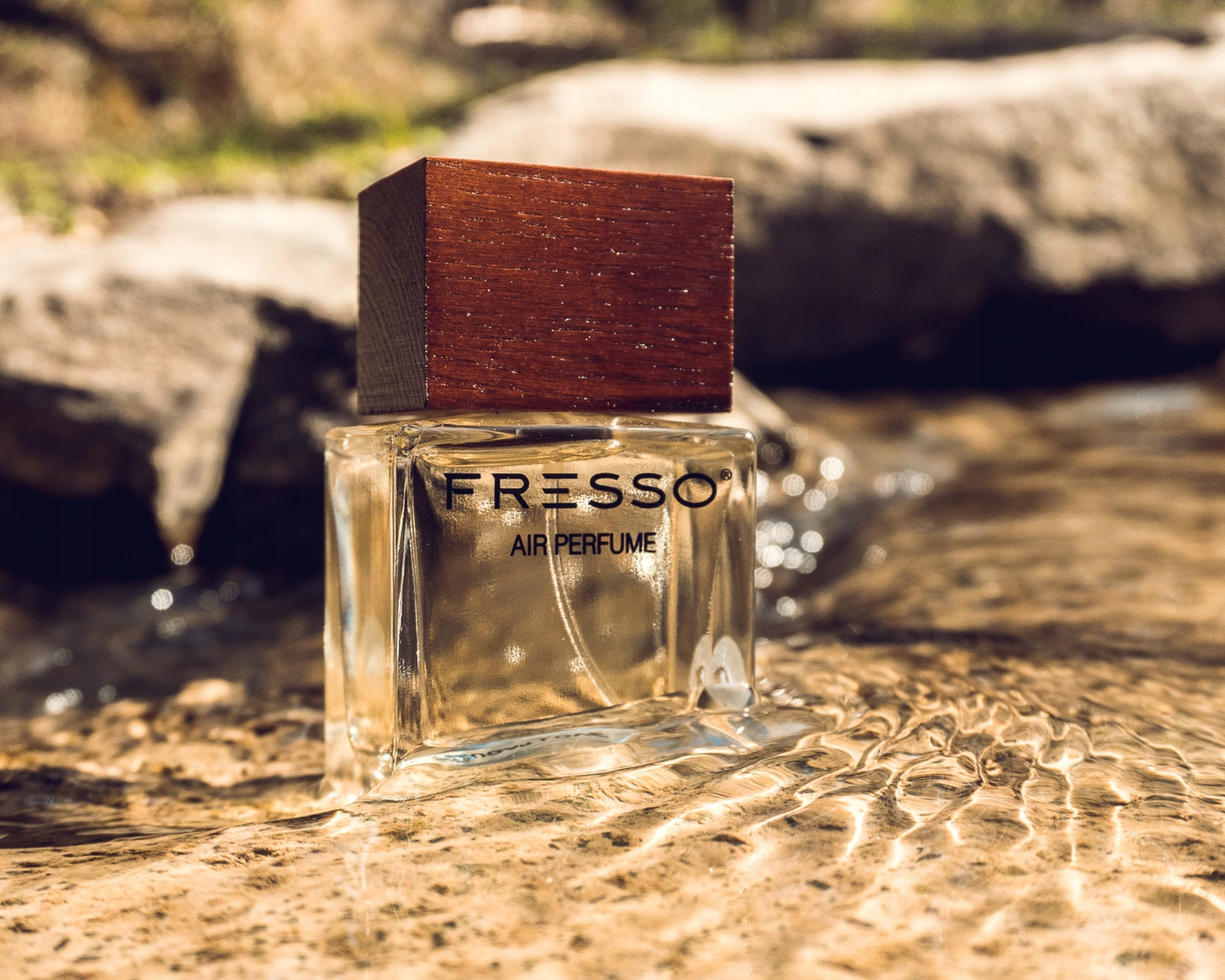 FRESSO MINI GIFT BOX GENTLEMAN KVĖPIKLIS AUTOMOBILIUI, AUTOMOBILIŲ KVEPALAI