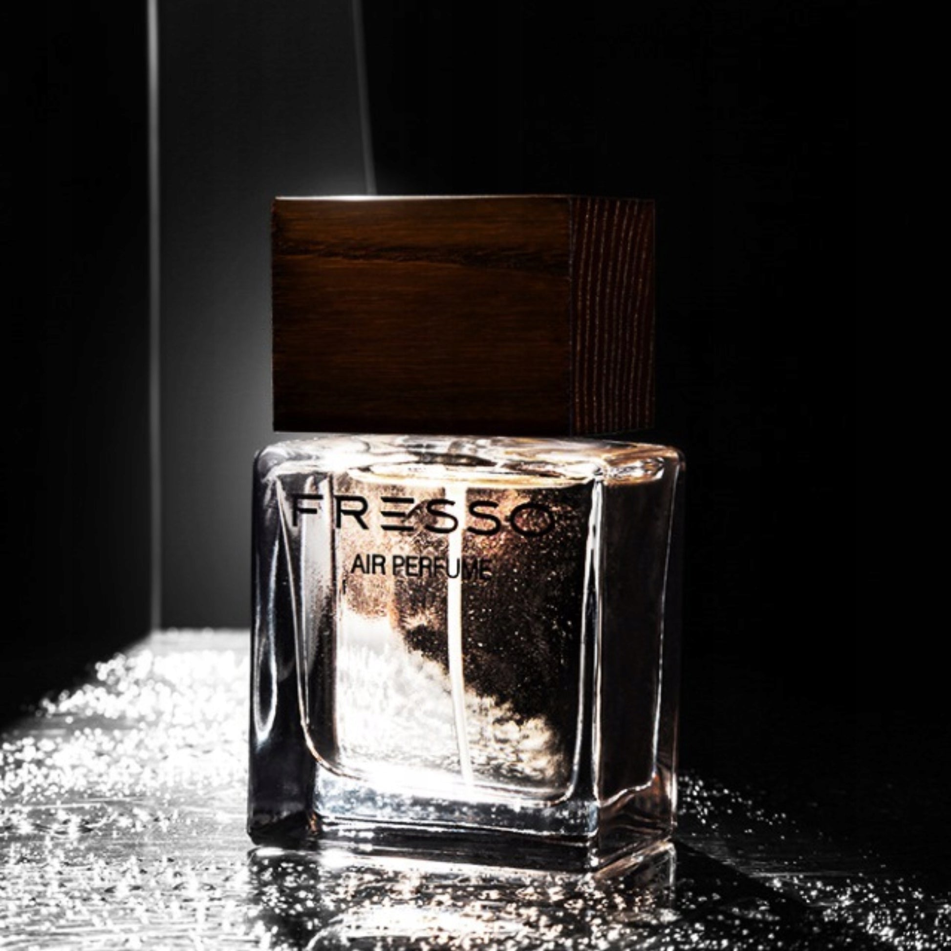 FRESSO MINI GIFT BOX GENTLEMAN KVĖPIKLIS AUTOMOBILIUI, AUTOMOBILIŲ KVEPALAI