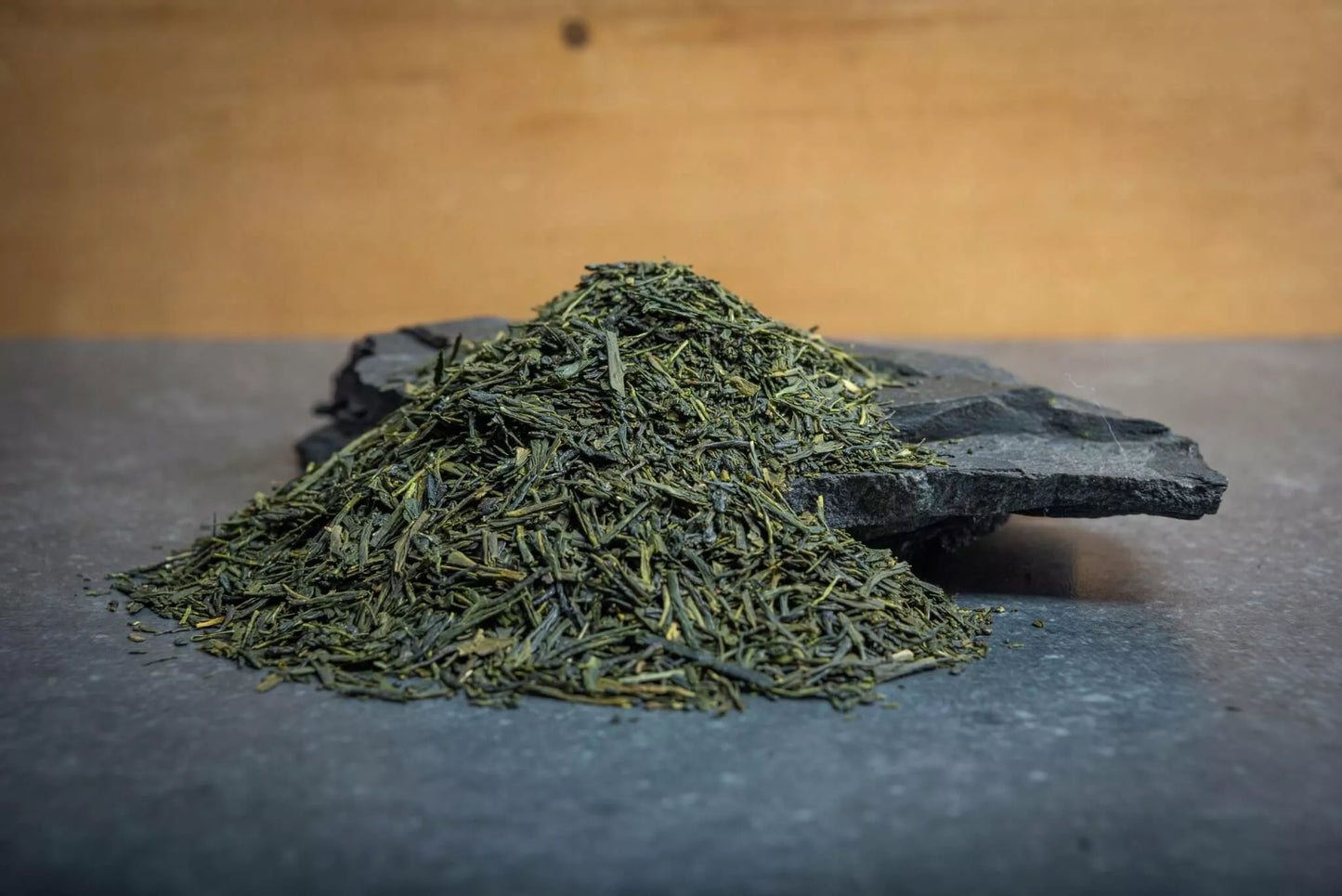Japoniška žalioji arbata JAPAN SENCHA KAGOSHIMA 100 g PREMIUM ŠVIEŽIA LENGVA