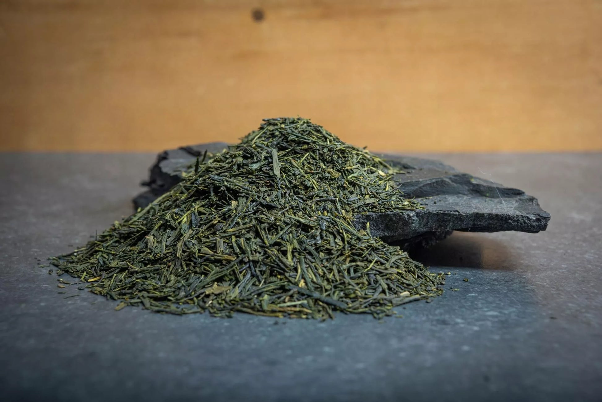 Japoniška žalioji arbata JAPAN SENCHA KAGOSHIMA 100 g PREMIUM ŠVIEŽIA LENGVA