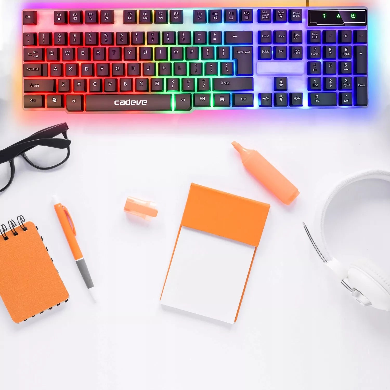 Žaidimų klaviatūra su LED pašvietimu žaidėjams, Membraninė, USB, NumLock
