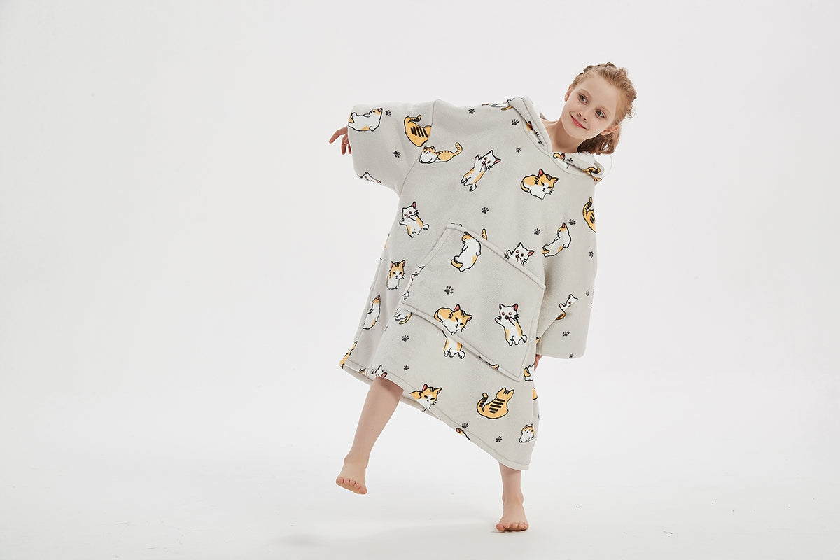 Šilta oversize antklodės džemperis 2 viename, storas XXL, su katėmis. KOCOBLUZA su gobtuvu, patogus