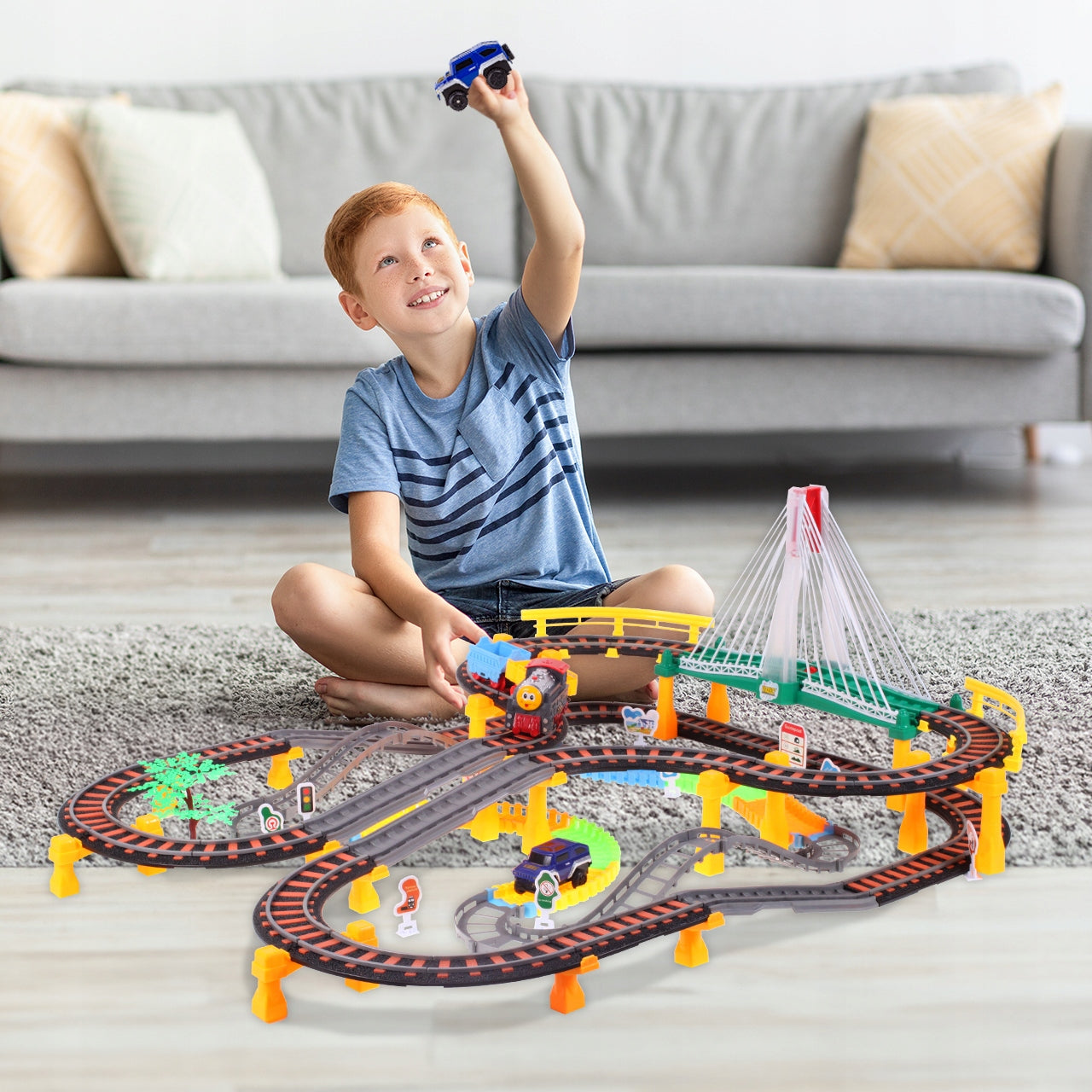 Elektrinis traukinukas, lokomotyvas, atjungiami vagonai, 700 cm lenktynių trasa