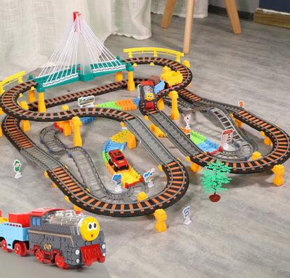 Elektrinis traukinukas, lokomotyvas, atjungiami vagonai, 700 cm lenktynių trasa