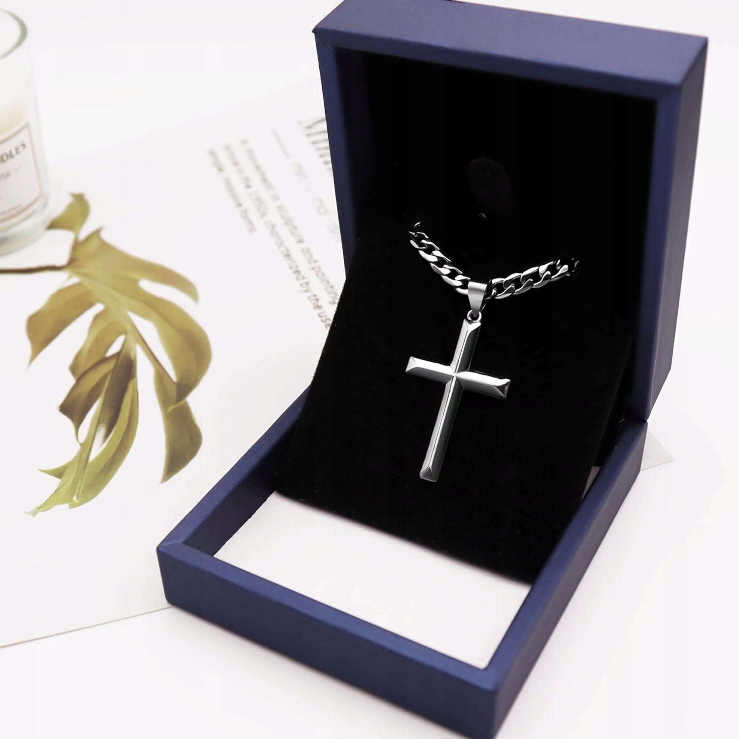 Sidabrinis moteriškas kryžiukas su grandinėle, deimantuotas itališkas vėrinys