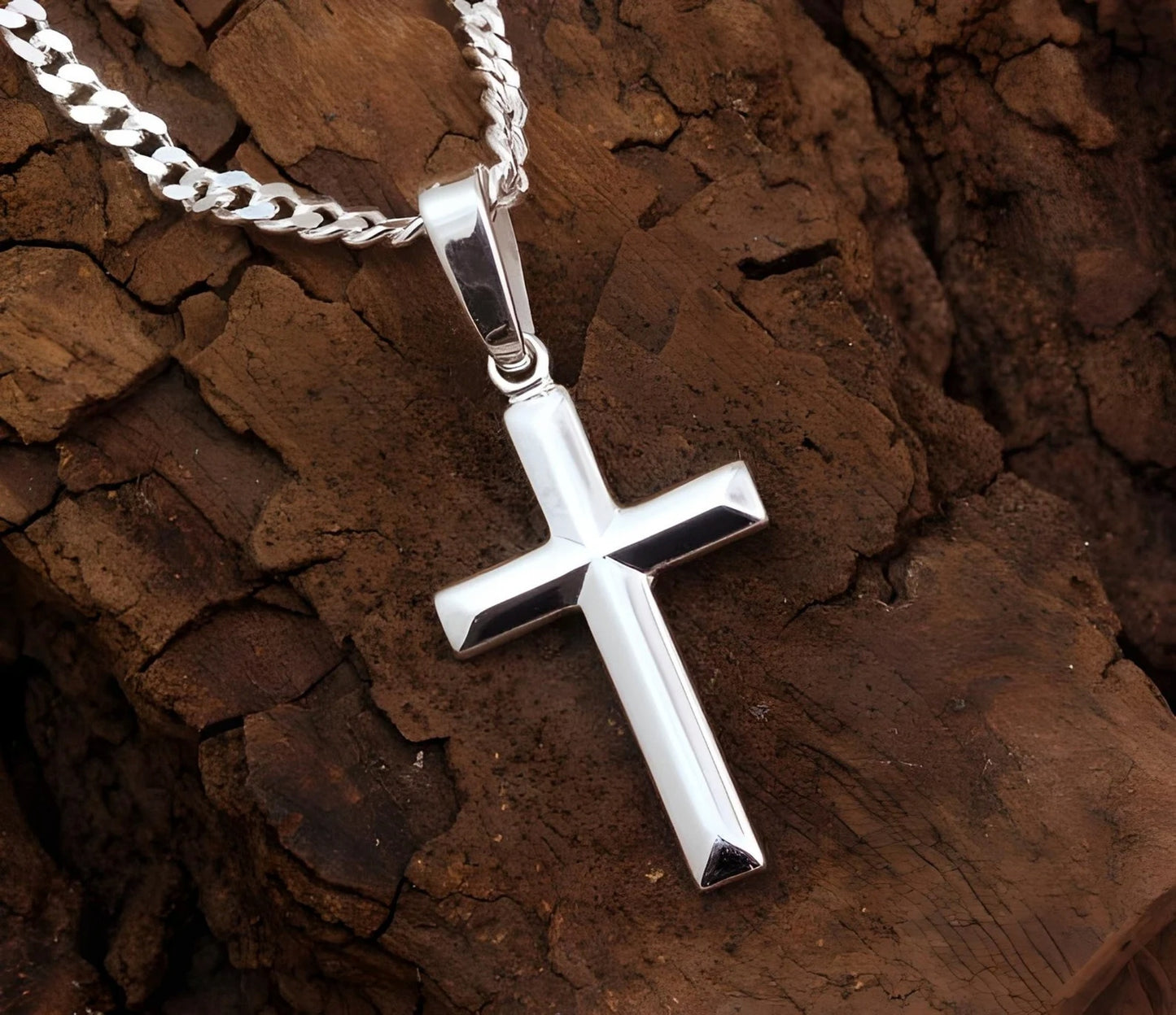 Sidabrinis moteriškas kryžiukas su grandinėle, deimantuotas itališkas vėrinys