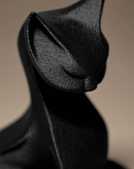 Elegant decorative cat statue