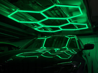 LED lempa HEXAGON RGB 180W Panelinis apšvietimas dirbtuvėms, namams + programėlės ir pultelio valdymas