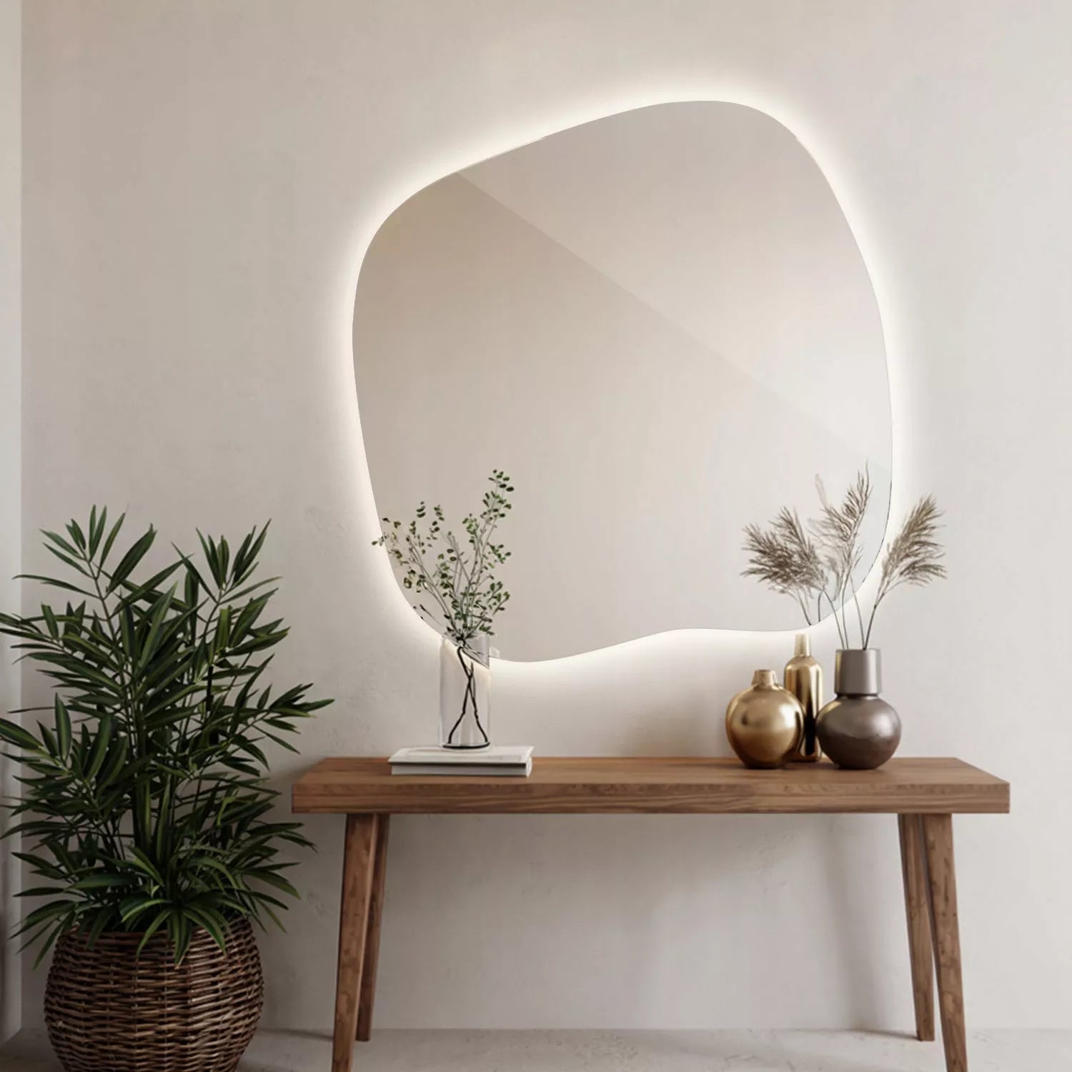 LED veidrodis Netaisyklingas Sieninis Makiažui ir Miegamajam „Glamour Design“